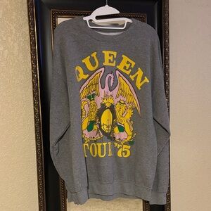 Altar'd State Gray Queen Tour '75 Sweater